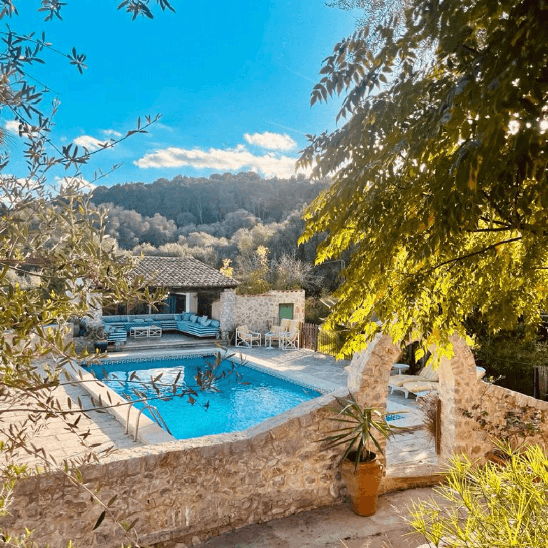https://fincasalmudaina.com/ yoga retreat mallorca