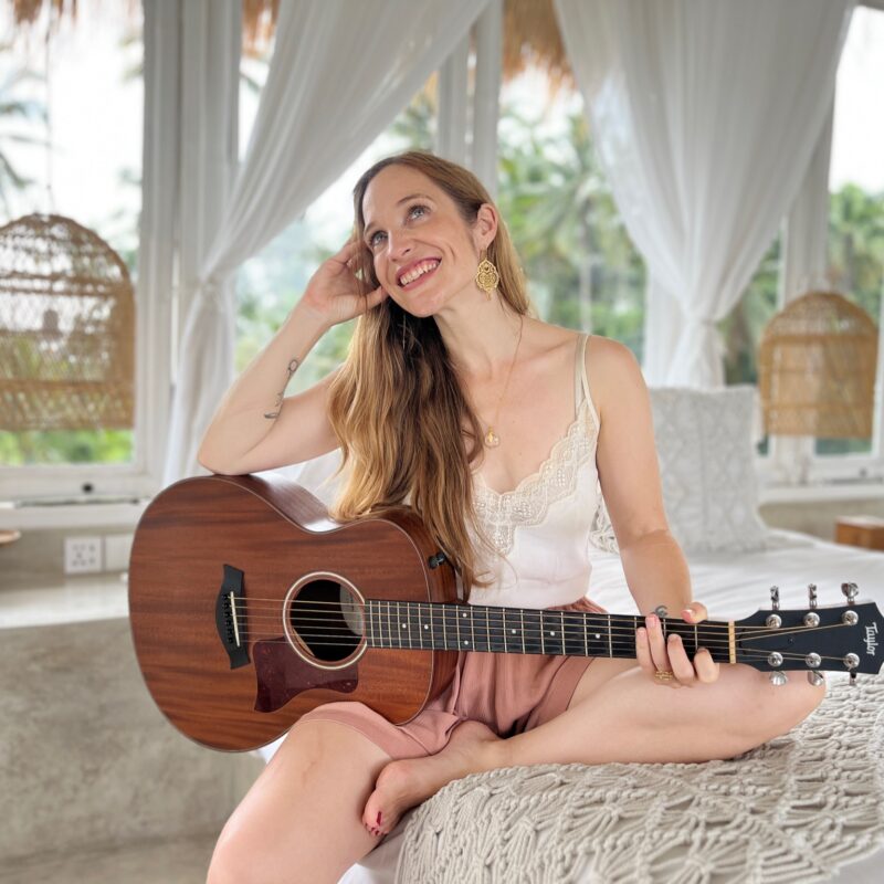 how to expand vocal range